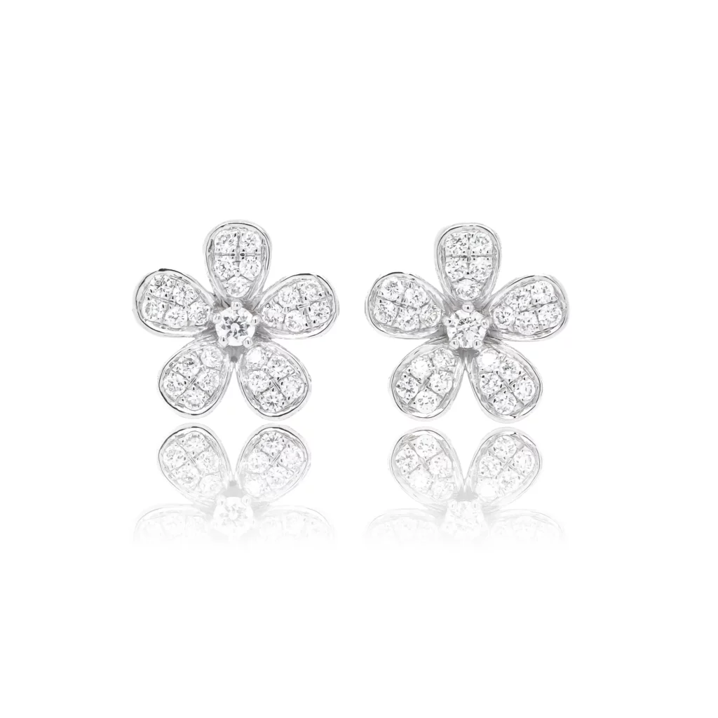 flower-diamond-studs-fine-jewellery