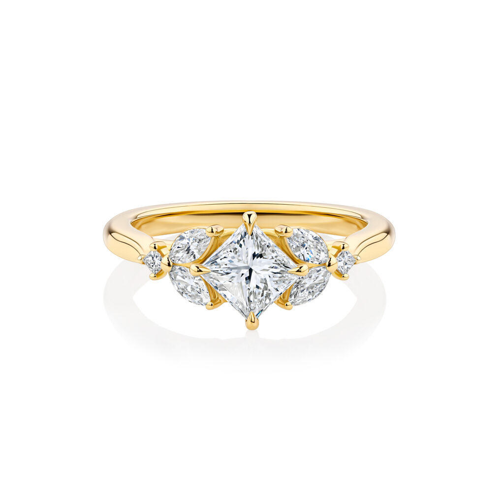 Gloriosa yellow gold princess cut diamond ring