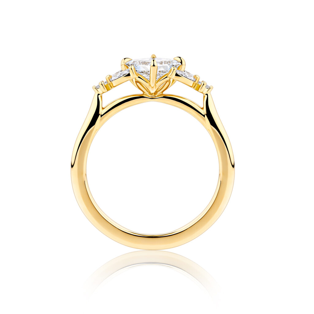 Gloriosa yellow gold princess cut diamond ring side view